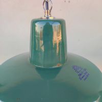 Ingrandisci l'immagine Miniatura dell'articolo Lampada industriale a sospensione Lampada industriale polacca a sospensione vintage D32.5 n.376