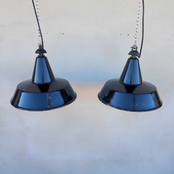 Miniatura dell'articolo Lampade industriali a sospensione vintage (coppia) - Oggetto n.229