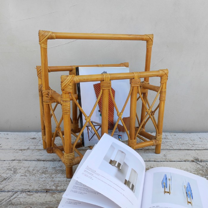 Passa il mouse sull'immagine per ingrandire Immagine dell'articolo Contenitori Portariviste in bamboo vintage n.478