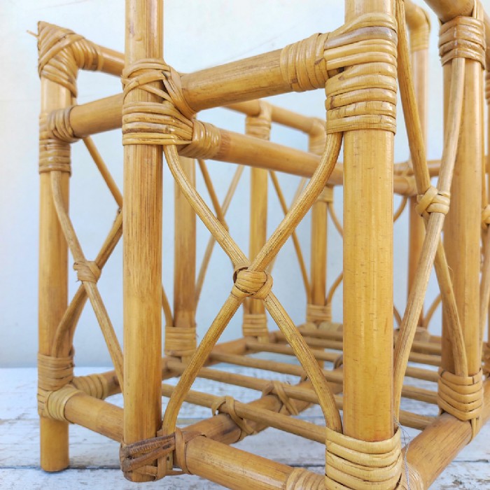 Passa il mouse sull'immagine per ingrandire Immagine dell'articolo Contenitori Portariviste in bamboo vintage n.478