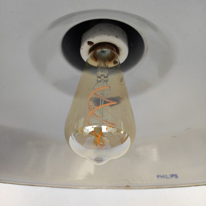 Miniatura dell'articolo Lampada industriale a sospensione PHILIPS vintage - Oggetto n.306