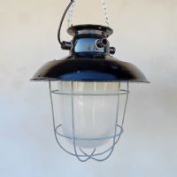 Ingrandisci l'immagine Miniatura dell'articolo Lampada industriale a sospensione Lampada industriale a sospensione cecoslovacca vintage n.377