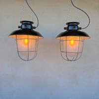 Ingrandisci l'immagine Miniatura dell'articolo Lampada industriale a sospensione Lampada industriale a sospensione cecoslovacca vintage n.377