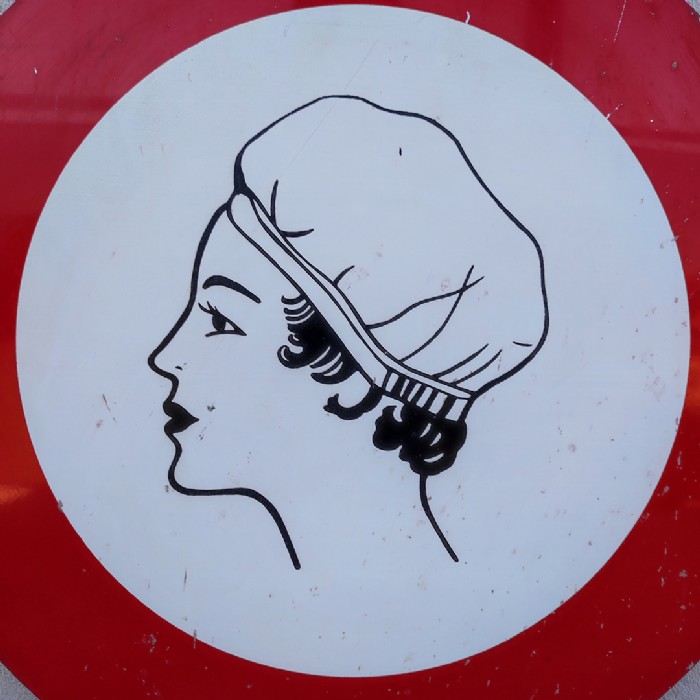 Immagine dell'articolo Cartello industriale Cartello industriale obbligo l'uso della cuffia vintage n.396