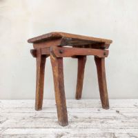 Miniatura dell'articolo Sgabello rurale in legno vintage - Oggetto n.290