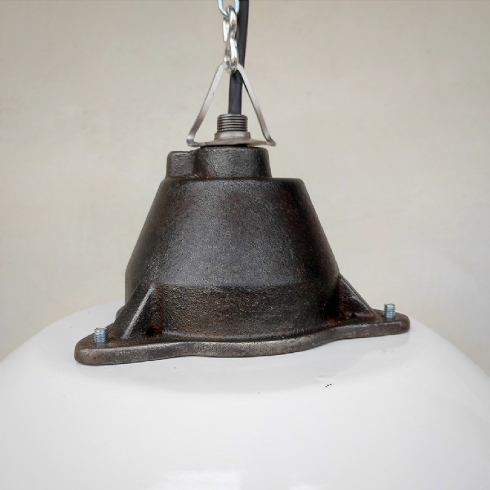 Miniatura dell'articolo Lampada industriale vintage Ungherese a sospensione  - Oggetto n.41