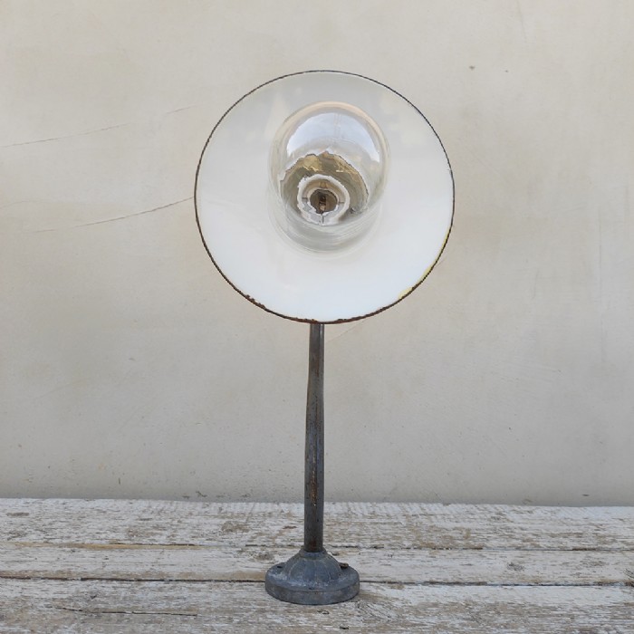 Passa il mouse sull'immagine per ingrandire Lampada industriale da parete ungherese vintage D23 - foto 11