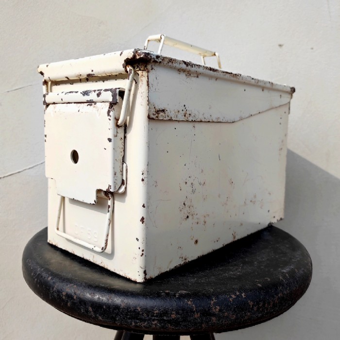 Miniatura dell'articolo Cassetta militare per munizioni - Oggetto n.121