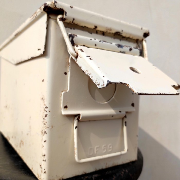 Miniatura dell'articolo Cassetta militare per munizioni - Oggetto n.121