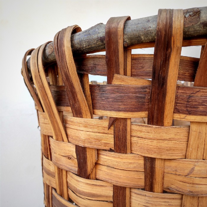 Miniatura dell'articolo Cesta in legno di castagno vintage - Oggetto n.122