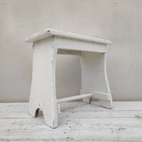 Ingrandisci l'immagine Miniatura dell'articolo Sgabello rurale vintage Sgabello rurale di campagna vintage n.359