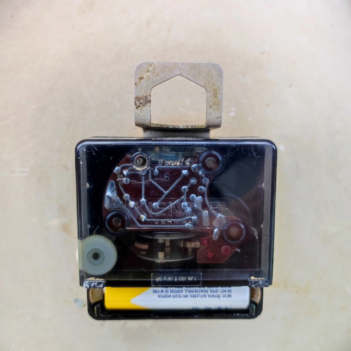 Miniatura dell'articolo Orologio Kienzle modernariato vintage anni 70 - Oggetto n.275