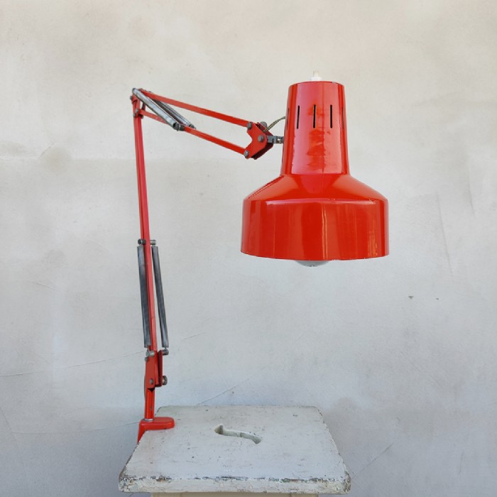 Passa il mouse sull'immagine per ingrandire Immagine dell'articolo Lampada da scrivania  Lampada da scrivania vintage n.337
