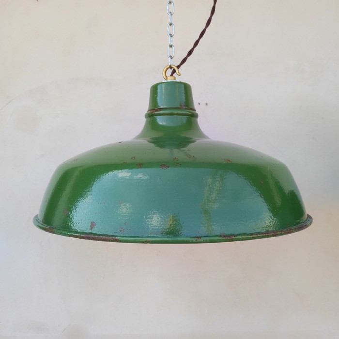 Passa il mouse sull'immagine per ingrandire Lampade (2) industriali a sospensione francesi vintage D38 - foto 3