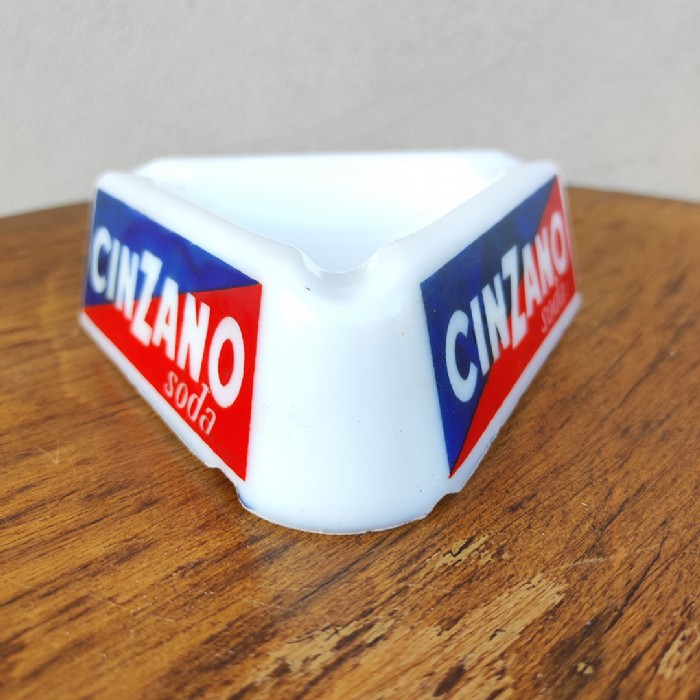 Miniatura dell'articolo Posacenere pubblicitario Cinzano soda anni '60 - Oggetto n.231