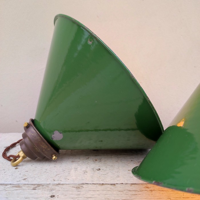 Immagine dell'articolo Lampada industriale a sospensione Lampade industriali a sospensione vintage (coppia) D26 n.409