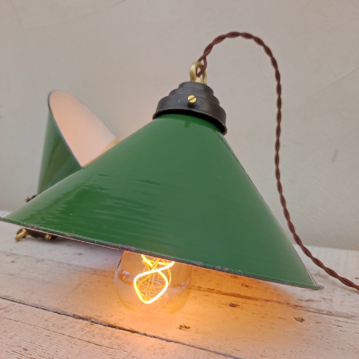 Immagine dell'articolo Lampada industriale a sospensione Lampade industriali a sospensione vintage (coppia) D26 n.409