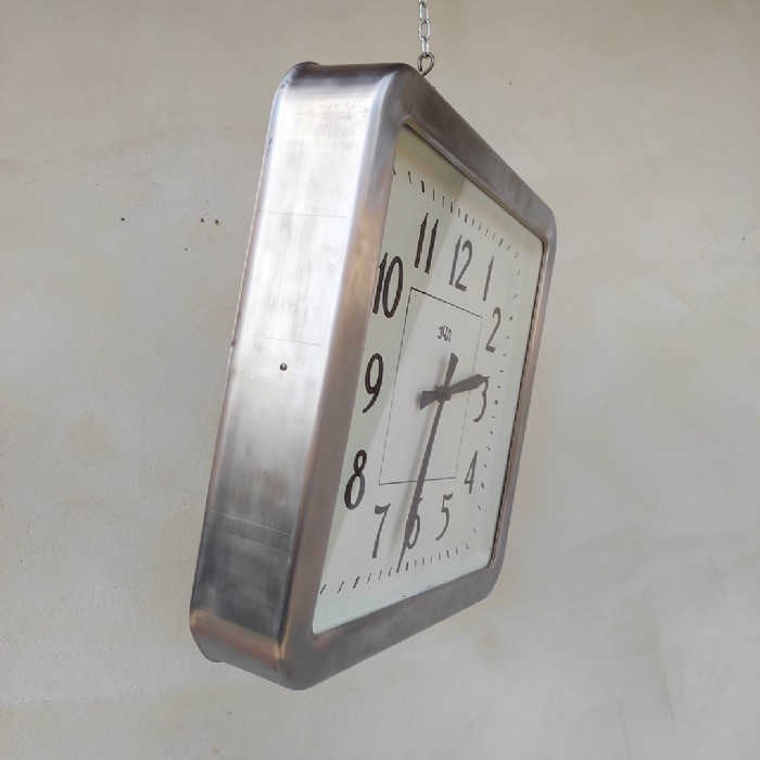 Immagine dell'articolo Orologio industriale da parete Orologio industriale sovietico quarzo vintage n.448