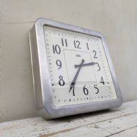 Miniatura dell'articolo Orologio industriale da parete Orologio industriale sovietico quarzo vintage n.448