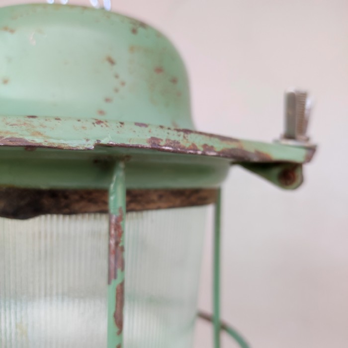 Miniatura dell'articolo Lampada industriale bunker a sospensione vintage Soviet - Oggetto n.47