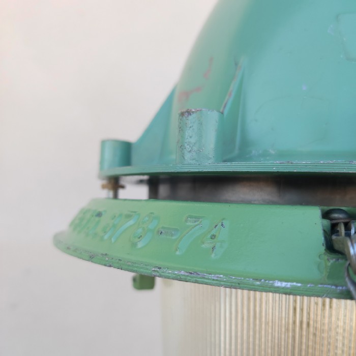 Passa il mouse sull'immagine per ingrandire Lampada industriale a sospensione vintage ex Unione Sovietica CCCP - foto 8