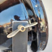 Miniatura dell'articolo Faro industriale vintage su treppiede in legno - Oggetto n.197