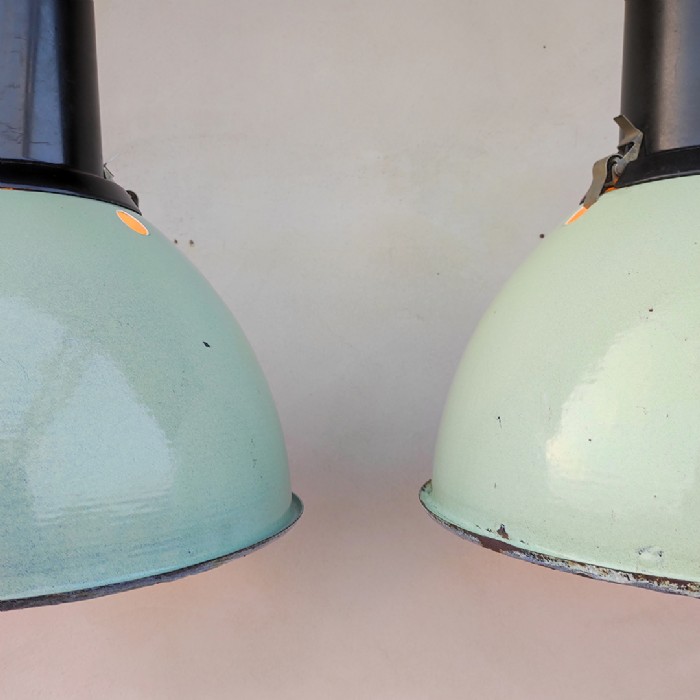 Immagine dell'articolo Lampada industriale a sospensione Lampada industriale a sospensione vintage ex Unione Sovietica CCCP D37 n.399