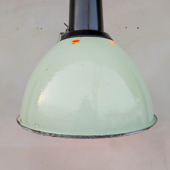 Immagine dell'articolo Lampada industriale a sospensione Lampada industriale a sospensione vintage ex Unione Sovietica CCCP D37 n.399