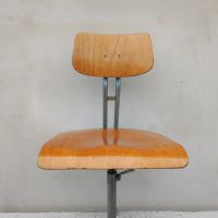 Miniatura dell'articolo Sedia sgabello industriale Sedia sgabello industriale vintage n.429