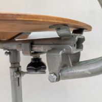 Miniatura dell'articolo Sedia sgabello industriale Sedia sgabello industriale vintage n.429