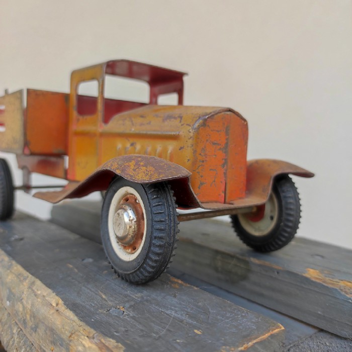 Passa il mouse sull'immagine per ingrandire Immagine dell'articolo Giocattoli Giocattolo Pick-up Ford in lamiera 1958 n.350