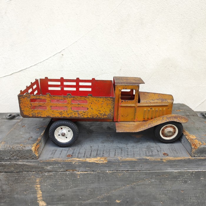 Passa il mouse sull'immagine per ingrandire Immagine dell'articolo Giocattoli Giocattolo Pick-up Ford in lamiera 1958 n.350