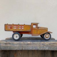 Ingrandisci l'immagine Miniatura dell'articolo Giocattoli Giocattolo Pick-up Ford in lamiera 1958 n.350