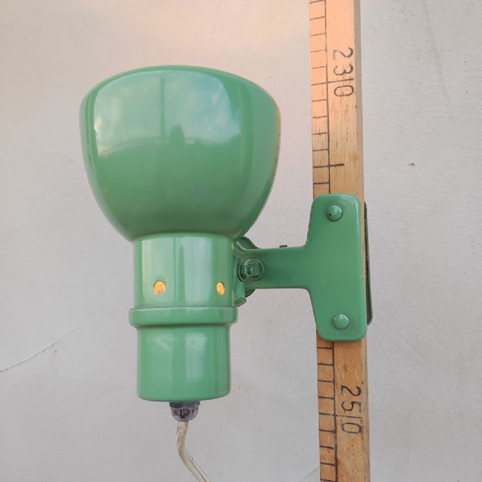 Miniatura dell'articolo Lampada a pinza vintage anni 60 - Oggetto n.198