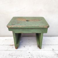 Ingrandisci l'immagine Miniatura dell'articolo Sgabello industriale Sgabello industriale in legno vintage n.379