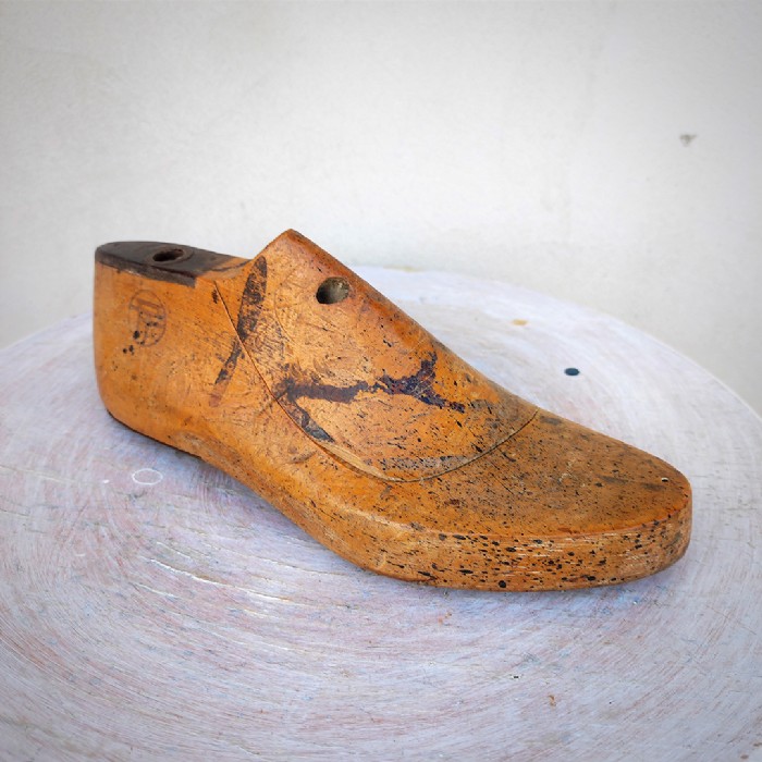 Miniatura dell'articolo Forme da scarpe in legno - Oggetto n.133