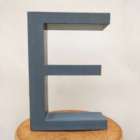 Miniatura dell'articolo Lettera in metallo E - Oggetto n.135