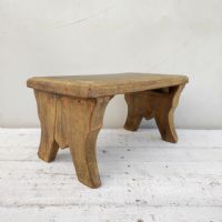 Ingrandisci l'immagine Miniatura dell'articolo Sgabello rurale vintage Sgabello rurale di campagna vintage n.380