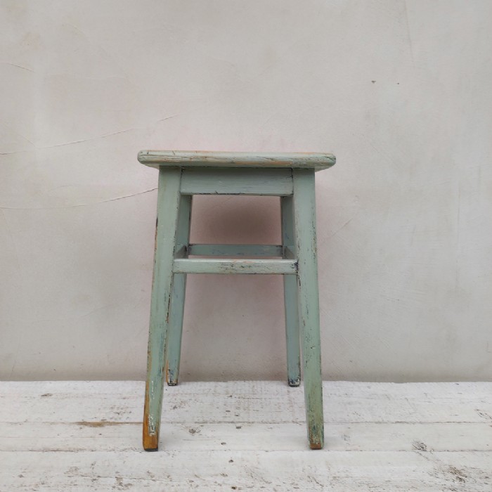 Immagine dell'articolo Sgabello rurale vintage Sgabello rurale rustico vintage n.411