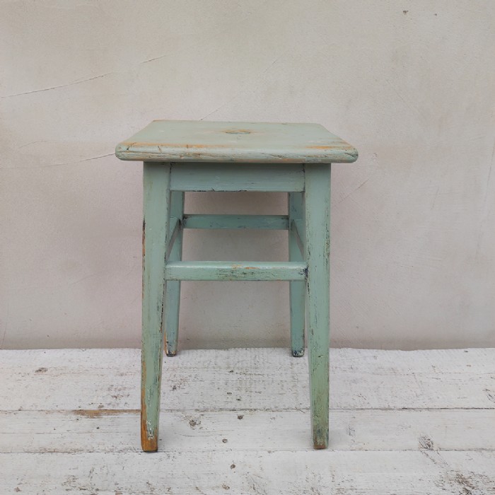 Immagine dell'articolo Sgabello rurale vintage Sgabello rurale rustico vintage n.411