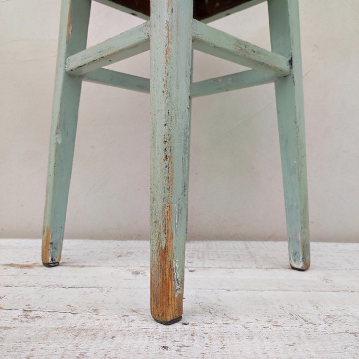 Immagine dell'articolo Sgabello rurale vintage Sgabello rurale rustico vintage n.411