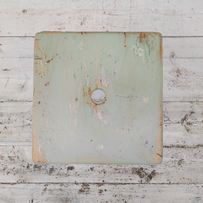 Immagine dell'articolo Sgabello rurale vintage Sgabello rurale rustico vintage n.411