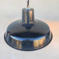 Ingrandisci l'immagine Miniatura dell'articolo Lampada industriale a sospensione Lampada industriale a sospensione francese vintage D31 n.382