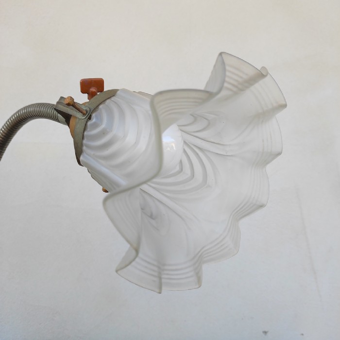 Passa il mouse sull'immagine per ingrandire Immagine dell'articolo Lampada da scrivania Lampada da scrivania Art-Deco Vintage n.450