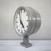 Miniatura dell'articolo Orologio industriale bifacciale TN quarzo vintage - Oggetto n.56