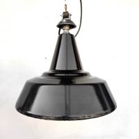 Lampada industriale a sospensione italiana vintage D30 n�NaN di colore Nero / bianco