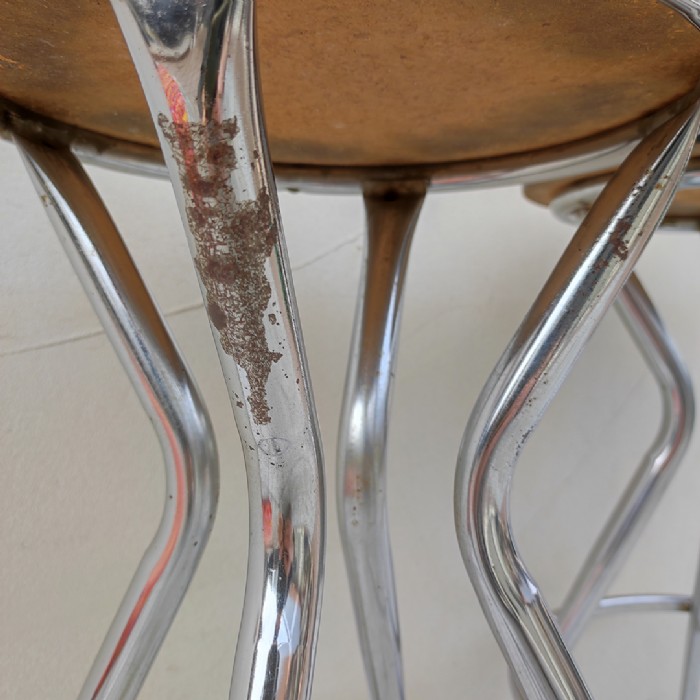 Immagine dell'articolo Sgabello di modernariato Sgabello di modernariato vintage n.432