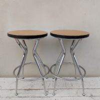 Miniatura dell'articolo Sgabello di modernariato Sgabello di modernariato vintage n.432