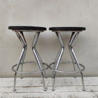 Miniatura dell'articolo Sgabello di modernariato Sgabello di modernariato vintage n.432